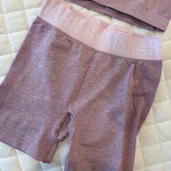 Gym shark - Picture 3 of 3